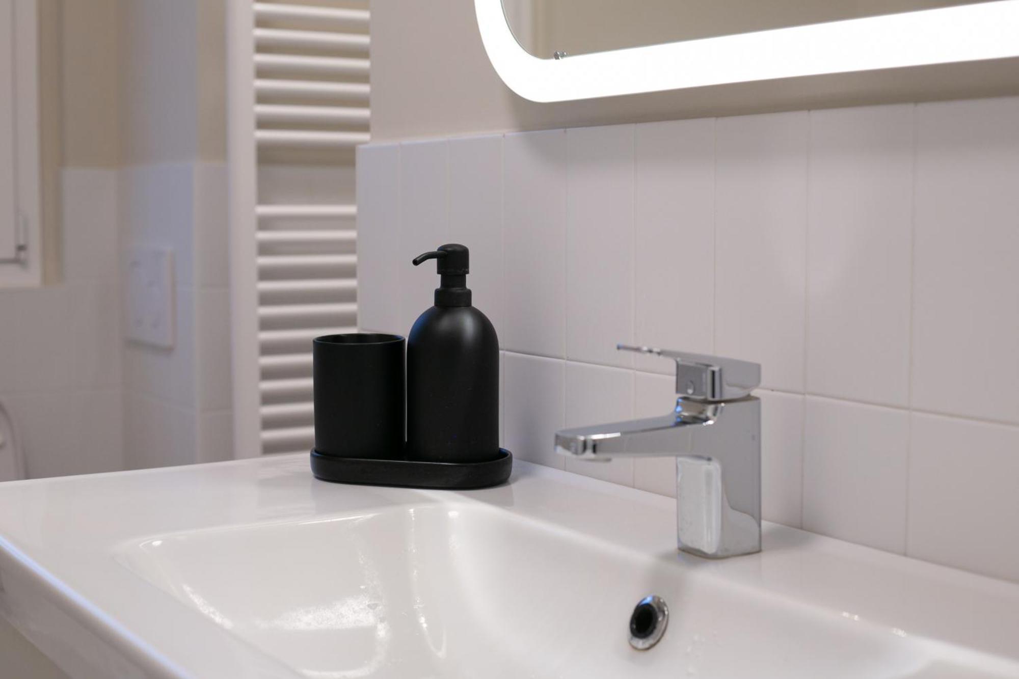 Dreams Exclusive Apartments With Terrace - Free Parking - M1 Station - Near Center Milano Eksteriør bilde